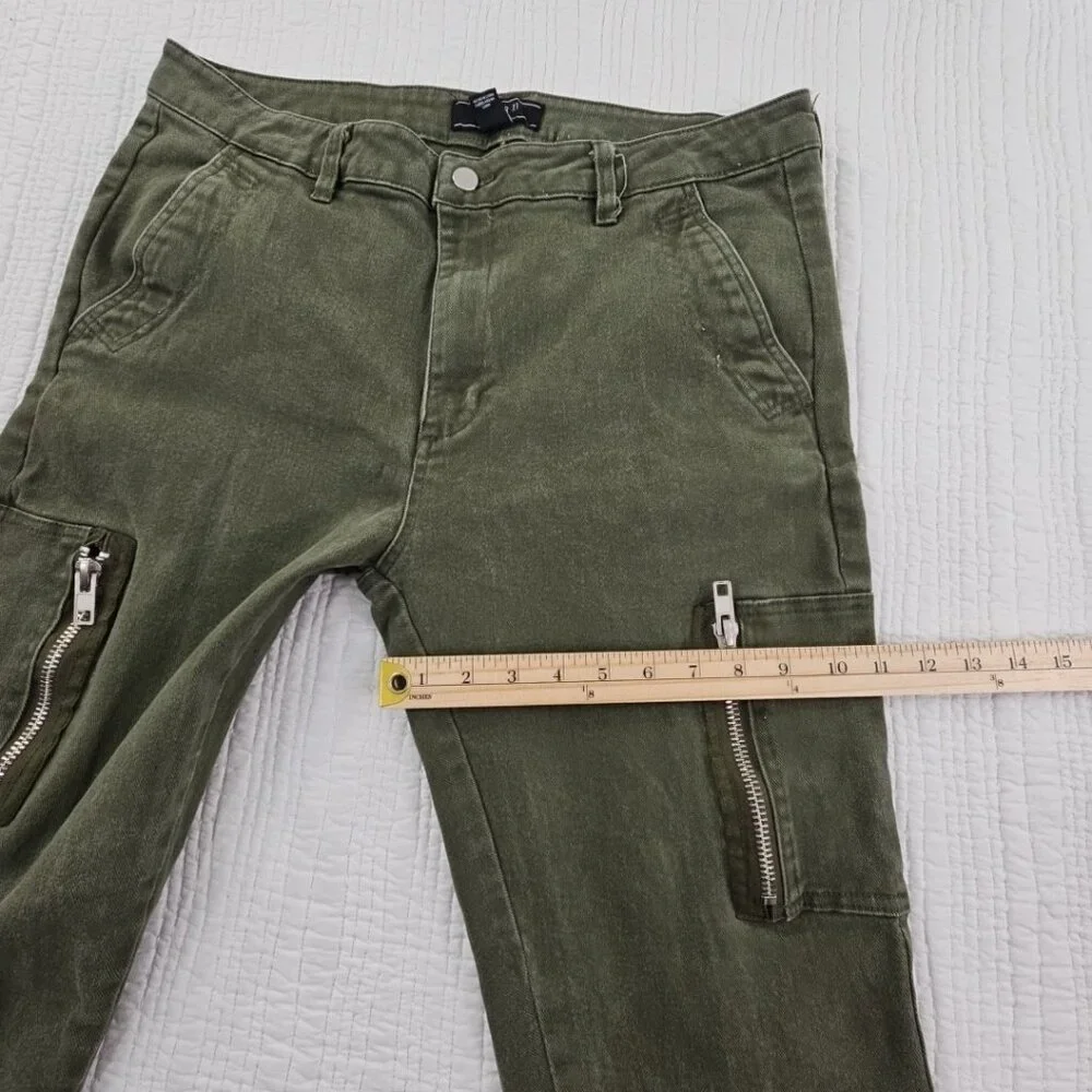 Forever 21 Men Cargo Pants 34x30 Army Green Straight Leg 8 Pockets Well Made EUC